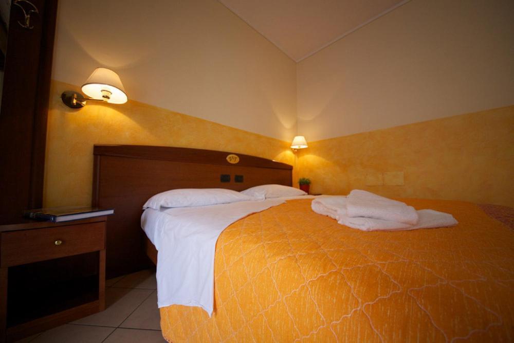 Villa Terri Verona Luaran gambar